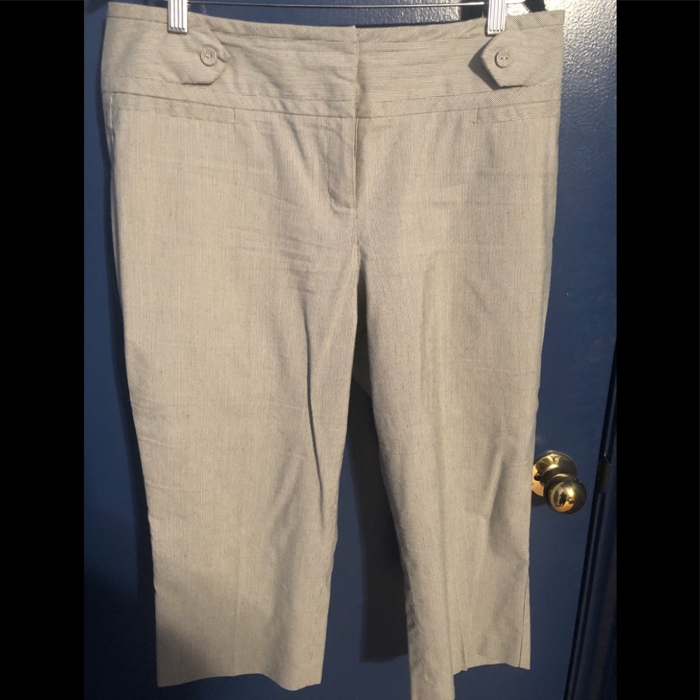 Grey pinstriped Capri’s